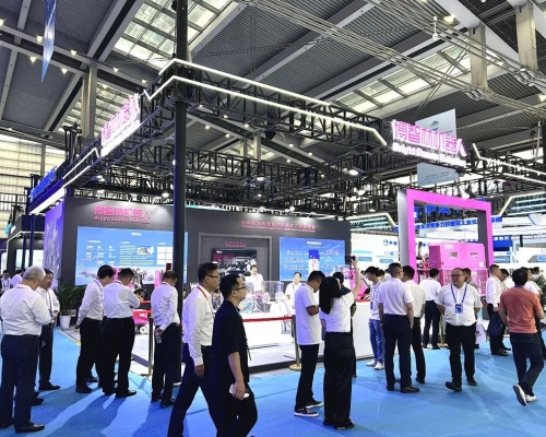 服务与家庭乐鱼展区